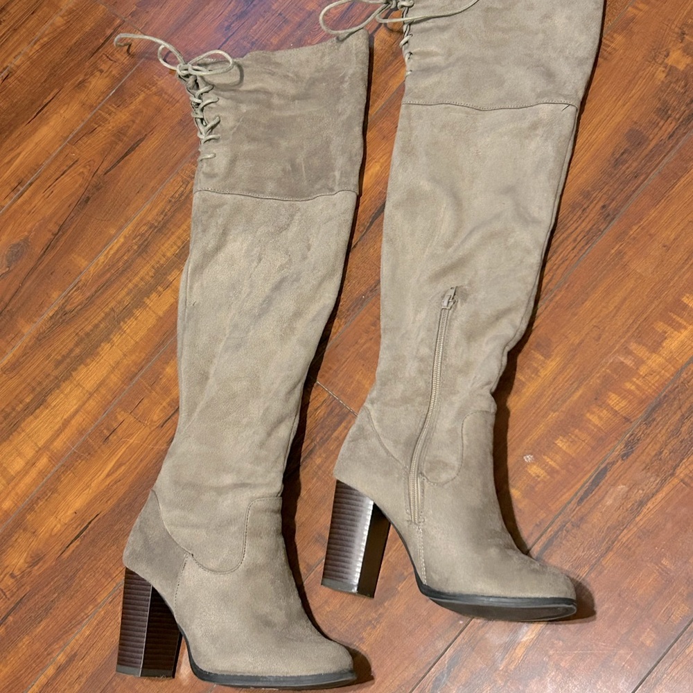 NanaMacs Boots